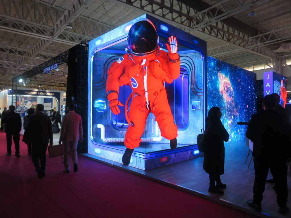 حضور آریاتک در بیست‌ویکمین نمایشگاه بین‌المللی تبلیغات، برندینگ و صنایع وابسته تهران