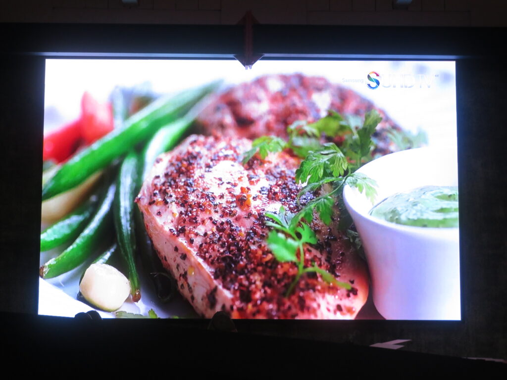 ویدئووال آریاتک برای نمایش تصویر یکپارچه