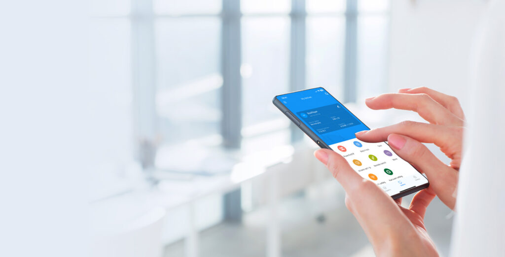 ارتقا نمایشگرهای آریاتک به نسخه موبایلی | قابلیت ویرایش محتوا با اندروید و iOS